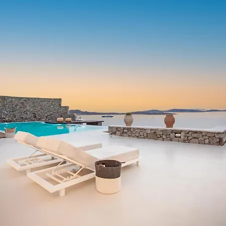 Cyra Mykonos Estate *